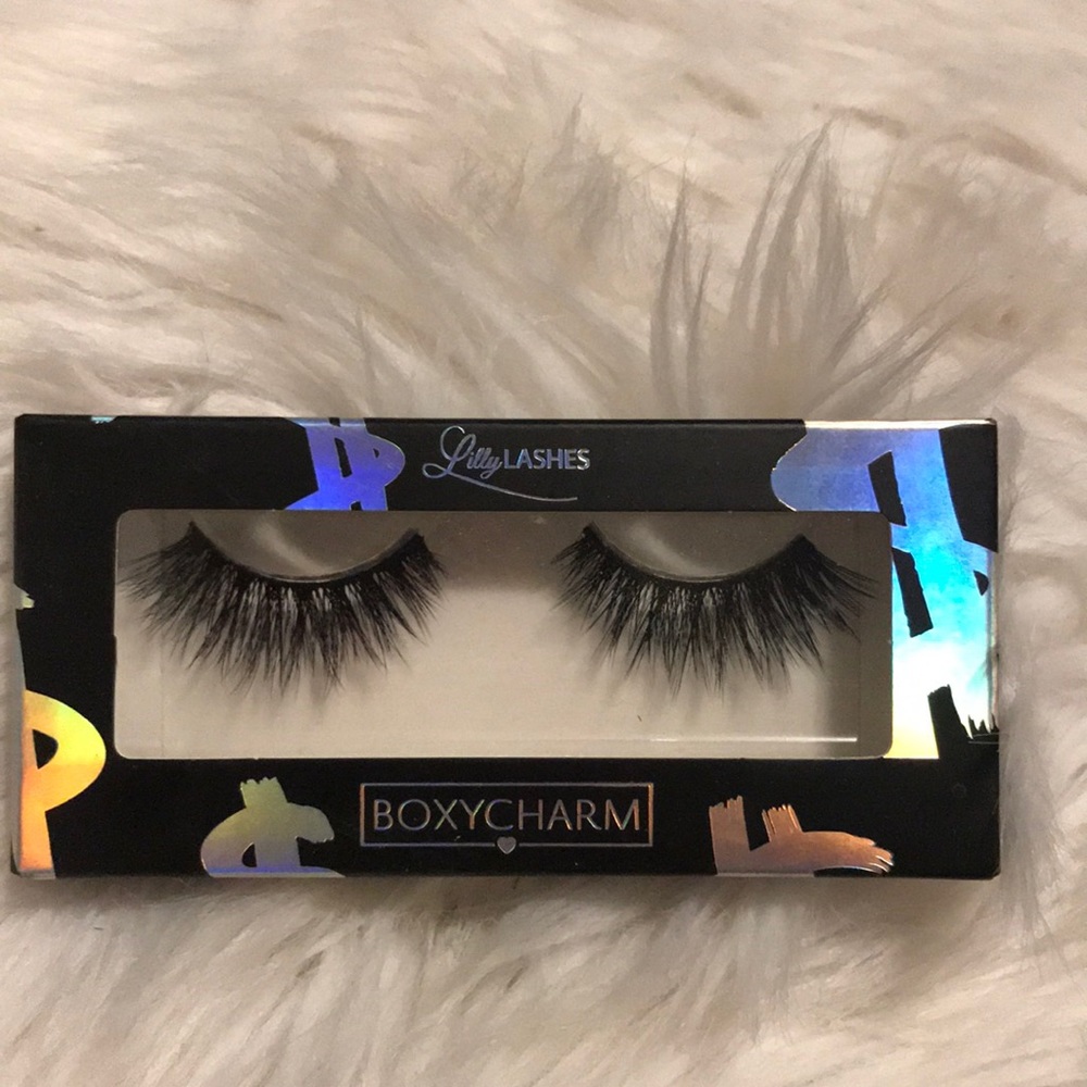 Lilly Ghalichi Lashes